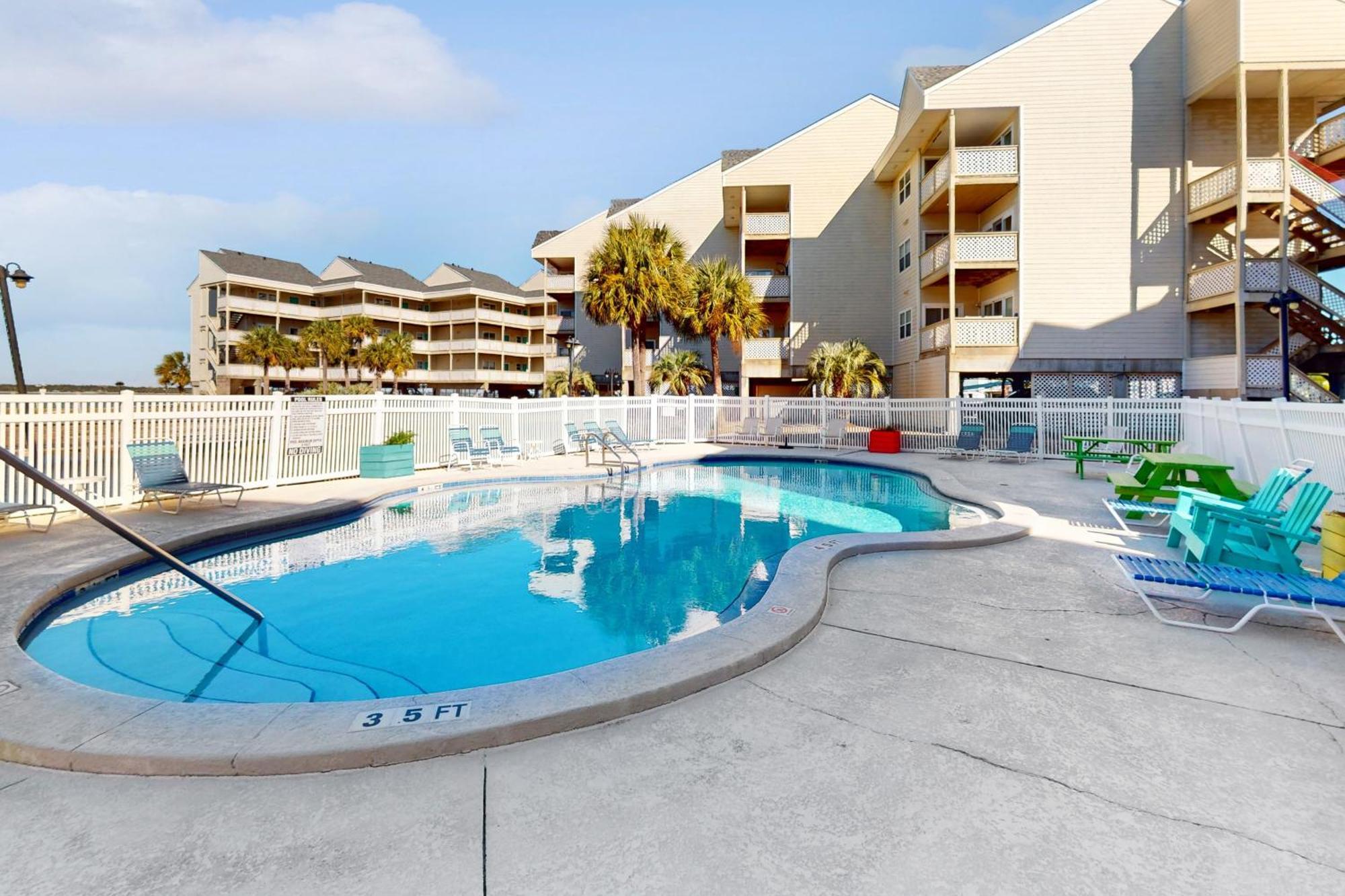 Baywatch F9 Apartment Pensacola Beach Exterior photo